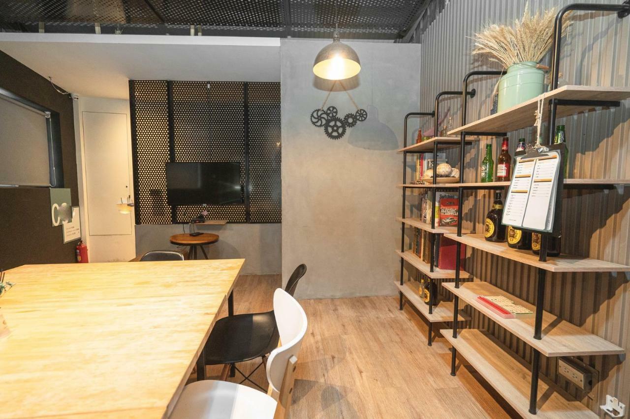Partyo Hostel Taichung Dış mekan fotoğraf